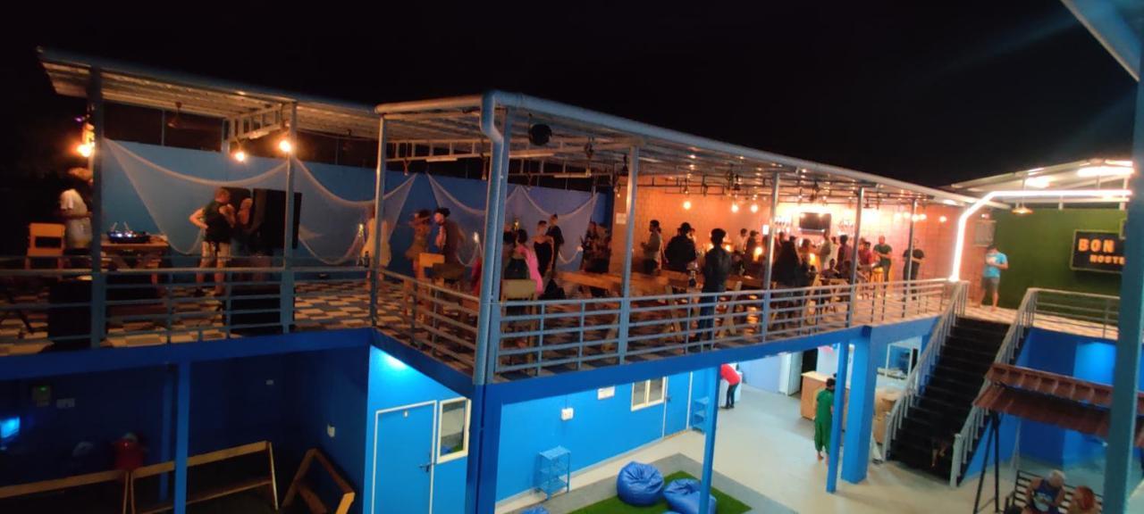 Bon Voyage Sea View Hostel Вагатор Екстер'єр фото