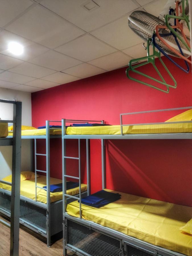 Bon Voyage Sea View Hostel Вагатор Екстер'єр фото